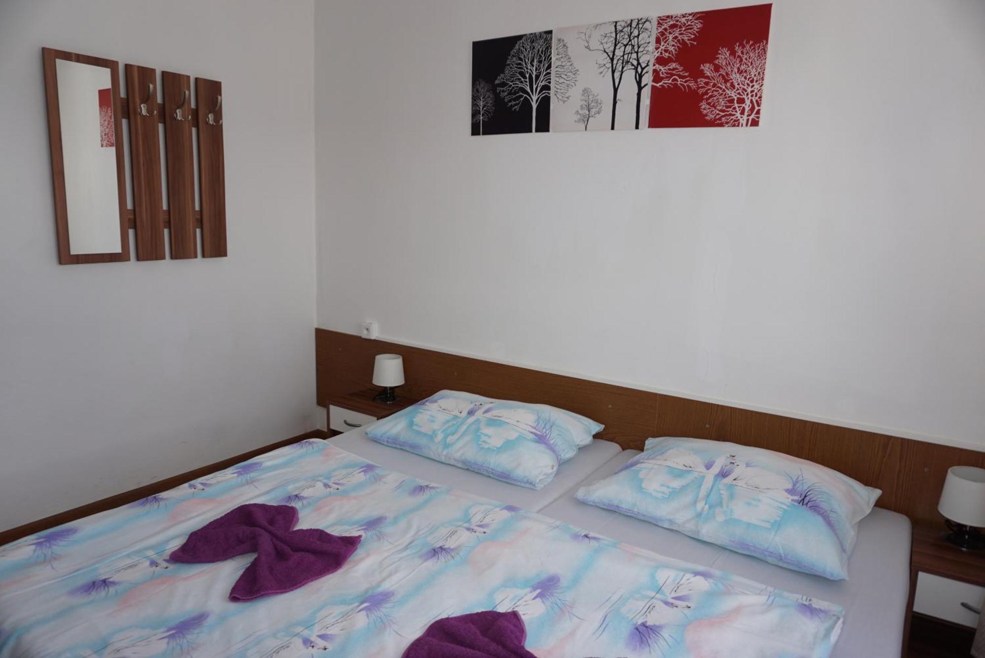 Hotel Gula Batizfalva Kültér fotó