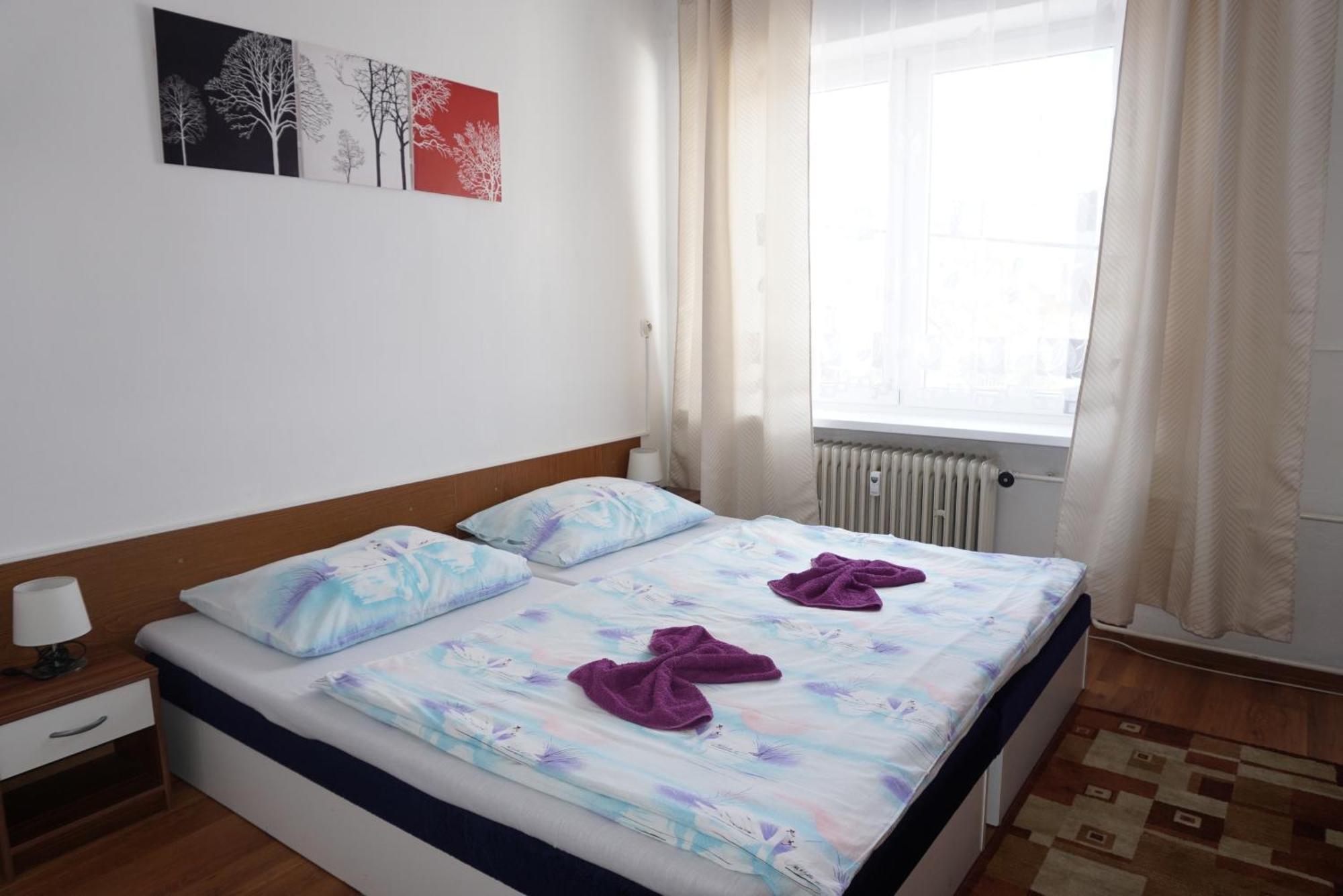 Hotel Gula Batizfalva Kültér fotó